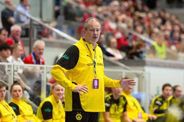 Henk Groener (Borussia Dortmund, Trainer) GER, Thueringer HC gegen Borussia Dortmund , Handball, Alsco Handball Bundesliga Frauen, 18. Spieltag, Saison 2025 2026, 18.02.2026 GER, Thueringer HC gegen Borussia Dortmund , Handball, Alsco Handball Bundesliga Frauen, 18. Spieltag, Saison 2025 2026, 18.02.2026 Bad Langensalza Copyright: xEibner-Pressefoto MartinxHerbstx EP_MHT