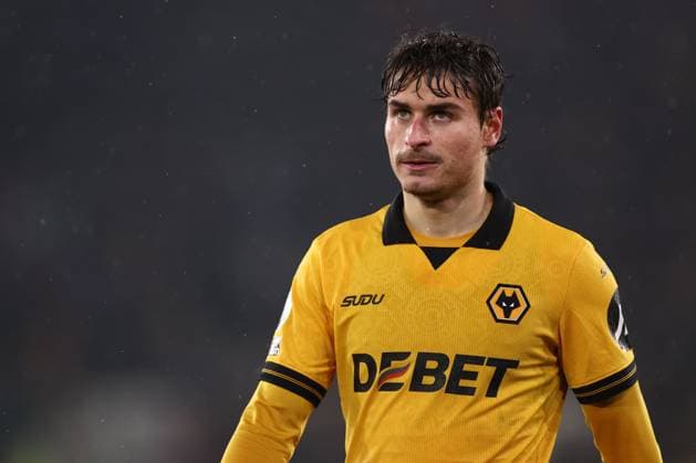 Hugo Bueno of Wolverhampton Wanderers Wolverhampton Wanderers v Arsenal, Premier League, Football, Molineux, Wolverhampton, UK - 18 Feb 2026Wolverhampton Molineux United Kingdom EDITORIAL USE ONLY No use with unauthorised audio, video, data, fixture lists, club league logos or live services. Online in-match use limited to 120 images, no video emulation. No use in betting, games or single club league player publications. Copyright: xRyanxBrowne Shutterstockx 16660426fp
