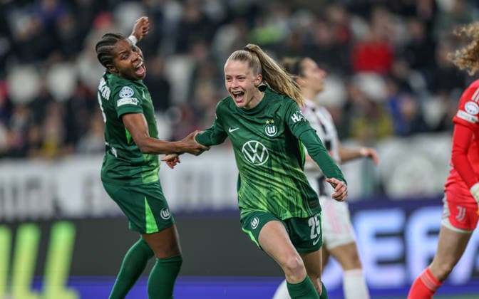 ITA, Wolfsburg, Juventus Turin vs VfL Wolfsburg, Women s Champions League, Fussball, UEFA, Spielzeit 2025 2026, Allianz Stadium, Playoffs, Rückspiel im Bild: Vivien Endemann (VfL Wolfsburg Frauen 25) erzielt das 1:0, Tor, Jubel und Freude, Emotionen DFB DFL REGULATIONS PROHIBIT ANY USE OF PHOTOGRAPHS AS IMAGE SEQUENCES AND OR QUASI-VIDEO, 19.02.2026 Copyright: HMBxMedia HendrikxHamelau
