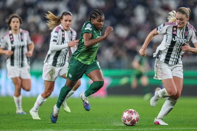 ITA, Wolfsburg, Juventus Turin vs VfL Wolfsburg, Women s Champions League, Fussball, UEFA, Spielzeit 2025 2026, Allianz Stadium, Playoffs, Rückspiel im Bild: Lineth Beerensteyn (VfL Wolfsburg Frauen 9) DFB DFL REGULATIONS PROHIBIT ANY USE OF PHOTOGRAPHS AS IMAGE SEQUENCES AND OR QUASI-VIDEO, 19.02.2026 Copyright: HMBxMedia HendrikxHamelau