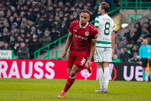 Fussball UEFA Europa League 2025 - 2026, Play-Offs Hinspiel - Celtic FC Glasgow vs VfB Stuttgart - Celtic Park Stadion (Glasgow, Schottland): Tor und Torjubel zum 1:3 durch Jamie Leweling (VfB Stuttgart, 18) Freude, Emotionen, Jubel Geste, Gestik, Emotion, Mimik, Gesichtsausdruck, Emotion Copyright: xJOERANxSTEINSIEKx