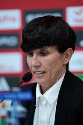 February 20, 2026, Las Rozas, Madrid, Spain: Sonia Bermudez, head coach of Spain, attends a press conference, PK, Pressekonferenz to announce the list of summoned players ahead the FIFA Women s World Cup 2027 football matches of Spain Team against Iceland and Ukraine at Ciudad del Futbol on February 20, 2026, in Las Rozas, Madrid, Spain. Sonia Bermudez Press Conference For Spain Team - FIFA Women s World Cup 2027 - ZUMAa181 20260220_zaa_a181_014 Copyright: xDennisxAgyemanx