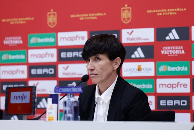 February 20, 2026, Las Rozas, Madrid, Spain: Sonia Bermudez, head coach of Spain, attends a press conference, PK, Pressekonferenz to announce the list of summoned players ahead the FIFA Women s World Cup 2027 football matches of Spain Team against Iceland and Ukraine at Ciudad del Futbol on February 20, 2026, in Las Rozas, Madrid, Spain. Sonia Bermudez Press Conference For Spain Team - FIFA Women s World Cup 2027 - ZUMAa181 20260220_zaa_a181_020 Copyright: xDennisxAgyemanx