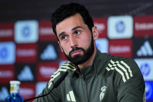 February 20, 2026, Valdebebas, Madrid, Spain: Alvaro Arbeloa, head coach of Real Madrid, attends his press conference, PK, Pressekonferenz during the training day of Real Madrid ahead the Spanish League, LaLiga EA Sports, football match against CA Osasuna at Ciudad Deportiva Real Madrid on February 20, 2026, in Valdebebas, Madrid, Spain. Valdebebas Spain - ZUMAa181 20260220_zaa_a181_046 Copyright: xDennisxAgyemanx