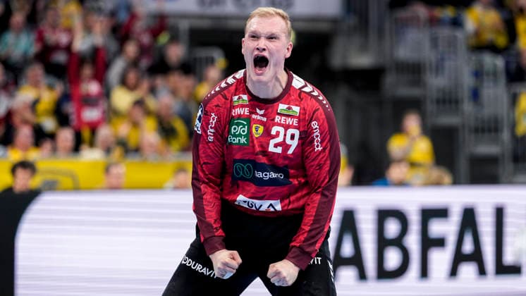 David Späth (Torwart, RNL, 29), Spieler der Rhein-Neckar-Löwen, Einzelbild, Einzelfoto, Aktion, Action, Jubel, jubeln, jubelt, celebration, Freude, freuen, freut sich, zuversichtlich, optimistisch, positiv, Spielszene, 20.02.2026, Mannheim (Deutschland), Handball, Bundesliga, Rhein-Neckar Löwen - TBV Lemgo Lippe