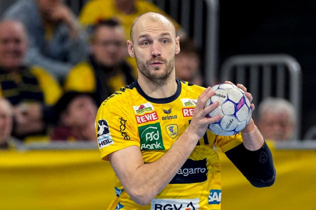 Lukas Sandell (RNL, 11), am Ball, Einzelbild, Einzelfoto, Aktion, Action, 20.02.2026, Mannheim (Deutschland), Handball, Bundesliga, Rhein-Neckar Löwen - TBV Lemgo Lippe