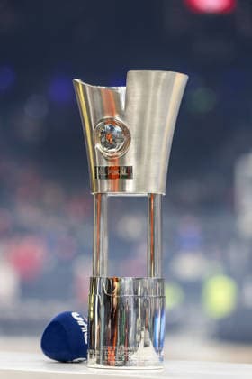 GER, BMW Top Four, Basketball BBL Pokal, Halbfinale, FC Bayern München Basketball - BMA365 Bamberg Baskets. 21.02.2026, SAP Garden, München, GER, BMW Top Four, Basketball BBL Pokal, Halbfinale, FC Bayern München Basketball - BMA365 Bamberg Baskets. Der BBL-Pokal Foto Alexander Trienitz München SAP Garden Bayern Deutschland