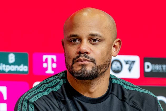 Vincent Kompany (Chef-Trainer, FC Bayern Muenchen) bei der Pressekonferenz nach dem Spiel Portrait Portraet GER, FC Bayern Muenchen vs. SG Eintracht Frankfurt, Fussball, Bundesliga, 23. Spieltag, Spielzeit 2025 2026, 21.02.2026. (DFL DFB REGULATIONS PROHIBIT ANY USE OF PHOTOGRAPHS as IMAGE SEQUENCES and or QUASI-VIDEO). GER, FC Bayern Muenchen vs. SG Eintracht Frankfurt, Fussball, Bundesliga, 23. Spieltag, Spielzeit 2025 2026, 21.02.2026. Muenchen Copyright: xEibner-Pressefoto HeikexFeinerx EP_HFR