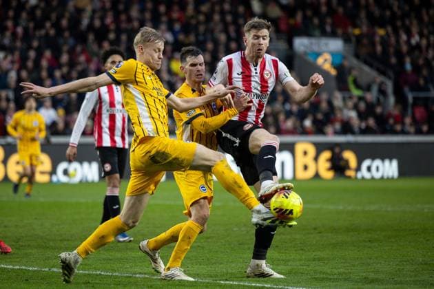 Jan Paul van Hecke of Brighton & Hove Albion, Pascal Gross of Brighton & Hove Albion and Nathan Collins of Brentford Brentford v Brighton and Hove Albion, Premier League, Football, Gtech Community Stadium, London, UK - 21 Feb 2026London Gtech Community Stadium United Kingdom EDITORIAL USE ONLY No use with unauthorised audio, video, data, fixture lists, club league logos or live services. Online in-match use limited to 120 images, no video emulation. No use in betting, games or single club league player publications. Copyright: xIanxTuttle Shutterstockx 16681480dj
