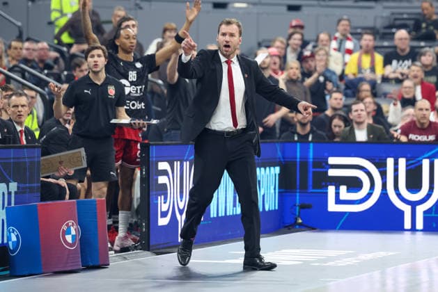 Anton Gavel (BMA365 Bamberg Baskets, Cheftrainer) gestikuliert, GER, BMA365 Bamberg Baskets vs. Alba Berlin, Basketball, BBL Pokal, BMW TOP FOUR, Finale, Saison 2025 2026, 22.02.2026, GER, BMA365 Bamberg Baskets vs. Alba Berlin, Basketball, BBL Pokal, BMW TOP FOUR, Finale, Saison 2025 2026, 22.02.2026 Muenchen Copyright: xEibner-Pressefoto JennixMaulx EP_JML