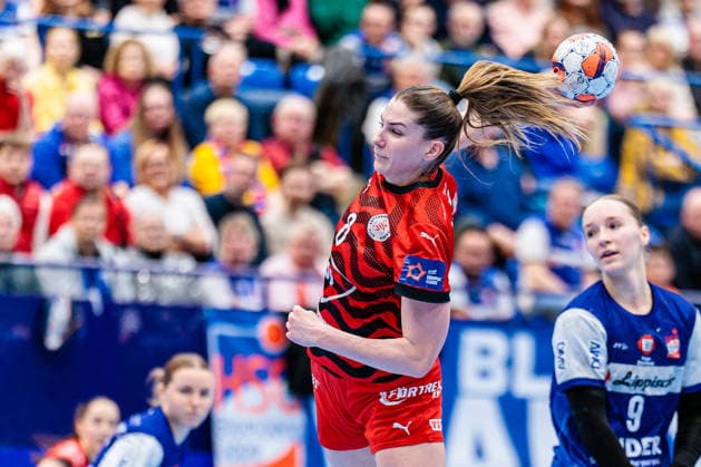 Fanni Horvath (MOL Esztergom, 08) im Torwurf GER, HSG Blomberg-Lippe (GER) vs. MOL Esztergom (HUN), Handball, EHF European League Women, Gruppenphase, 22.02.2026 GER, HSG Blomberg-Lippe (GER) vs. MOL Esztergom (HUN), Handball, EHF European League Women, Gruppenphase, 22.02.2026 Lemgo Copyright: xEibner-Pressefoto JanxRollingerx EP_JSK