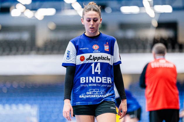 Ona Vegue (HSG Blomberg-Lippe, 14) ist enttaeuscht unzufrieden GER, HSG Blomberg-Lippe (GER) vs. MOL Esztergom (HUN), Handball, EHF European League Women, Gruppenphase, 22.02.2026 GER, HSG Blomberg-Lippe (GER) vs. MOL Esztergom (HUN), Handball, EHF European League Women, Gruppenphase, 22.02.2026 Lemgo Copyright: xEibner-Pressefoto JanxRollingerx EP_JSK