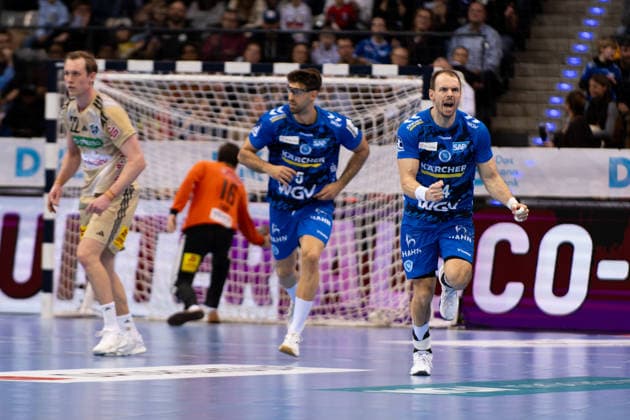 Kai Haefner, (TVB Stuttgart, 34) macht einen der entscheiidenden 7 Meter TVB Stuttgart vs. TSV Hannover Burgdorf, DAIKIN Handballbundesliga, 22. Spieltag, Saison 2025 2026, 22.02.2026 Eibner-Pressefoto Andreas Ulmer TVB Stuttgart vs. TSV Hannover Burgdorf, DAIKIN Handballbundesliga, 22. Spieltag, Saison 2025 2026, 22.02.2026 Stuttgart Copyright: xEibner-Pressefoto AndreasxUlmerx EP_AUR