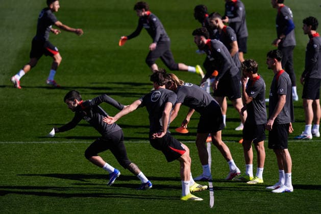 February 23, 2026, Majadahonda, Madrid, Spain: Alex Baena during the training day of Atletico de Madrid ahead the UEFA Champions League 2025 26 KO play-offs Second Leg match against Club Brugge KV at Ciudad Deportiva Wanda Atletico de Madrid on February 23, 2026, in Majadahonda, Madrid, Spain. Atletico De Madrid Training Session And press conference, PK, Pressekonferenz - UEFA Champions League 2025 26 KO Play-Offs Second Leg - ZUMAa181 20260223_zaa_a181_043 Copyright: xDennisxAgyemanx