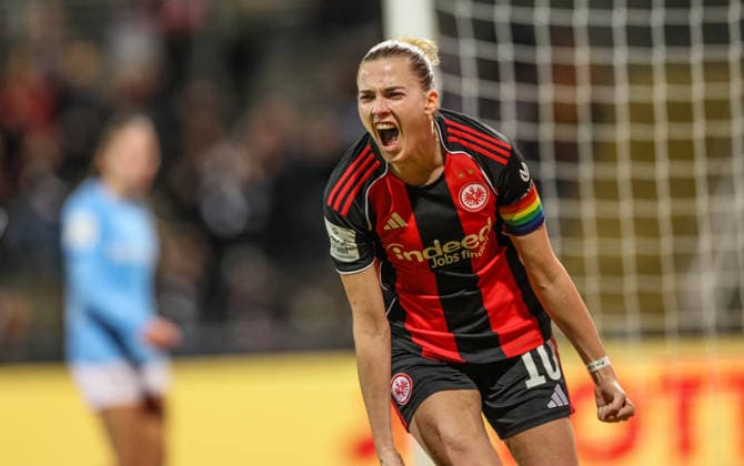 GER, Frankfurt, Eintracht Frankfurt vs SC Freiburg, Google Pixel Bundesliga, Fussball, DFB, Spielzeit 2025 2026, Stadion am Brentanobad, 19. Spieltag im Bild: Laura Freigang (Eintracht Frankfurt Frauen 10) erzielt das 1:0 gegen den SC Freiburg. Tor, Jubel und Freude, Emotionen DFB DFL REGULATIONS PROHIBIT ANY USE OF PHOTOGRAPHS AS IMAGE SEQUENCES AND OR QUASI-VIDEO, 23.02.2026 Copyright: HMBxMedia HendrikxHamelau