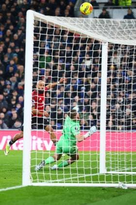 Bryan Mbeumo of Manchester United, ManU misses a chance to score Everton v Manchester United, Premier League, Football, Hill Dickinson Stadium, Liverpool, UK - 23 Feb 2026Liverpool Hill Dickinson Stadium United Kingdom EDITORIAL USE ONLY No use with unauthorised audio, video, data, fixture lists, club league logos or live services. Online in-match use limited to 120 images, no video emulation. No use in betting, games or single club league player publications. Copyright: xPaulxCurrie Shutterstockx 16692802bt