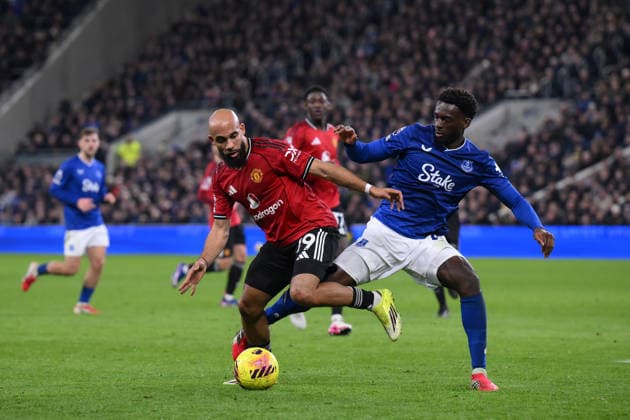 Bryan Mbeumo of Manchester United, ManU and Tim Iroegbunam of Everton - Everton v Manchester United, Premier League, Hill Dickinson Stadium, Liverpool, UK, Football - 23rd February 2026 Everton v Manchester United, Premier League, Football, Hill Dickinson Stadium, Liverpool, UK - 23 Feb 2026Liverpool Hill Dickinson Stadium United Kingdom EDITORIAL USE ONLY No use with unauthorised audio, video, data, fixture lists, club league logos or live services. Online in-match use limited to 120 images, no video emulation. No use in betting, games or single club league player publications. Copyright: xMDI Shutterstockx 16687971az
