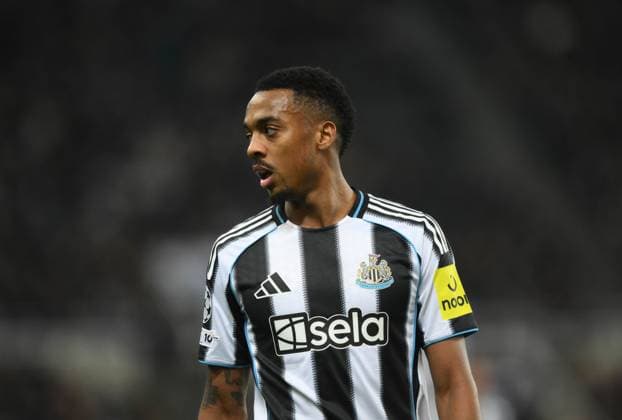 Joe Willock of Newcastle United Newcastle United v Qarabag, UEFA Champions League, Knockout Round Play-Offs, Second Leg, Football, St James Park, Newcastle, UK - 24 Feb 2026Newcastle St James Park Azerbaijan EDITORIAL USE ONLY No use with unauthorised audio, video, data, fixture lists, club league logos or live services. Online in-match use limited to 120 images, no video emulation. No use in betting, games or single club league player publications. Copyright: xRichardxLee Shutterstockx 16693044cs