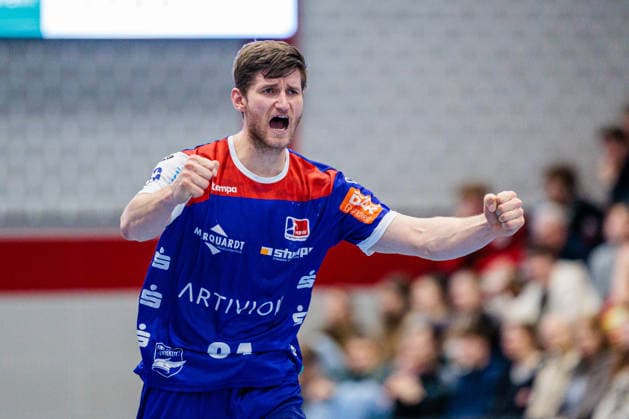 Georg Poehle (HBW Balingen-Weilstetten, 94) jubelt freut sich GER, TuS N-Luebbecke vs. HBW Balingen-Weilstetten, Handball, 2. Bundesliga, 21. Spieltag, Spielzeit 2025 2026, 25.02.2026 GER, TuS N-Luebbecke vs. HBW Balingen-Weilstetten, Handball, 2. Bundesliga, 21. Spieltag, Spielzeit 2025 2026, 25.02.2026 Luebbecke Copyright: xEibner-Pressefoto JanxRollingerx EP_JSK