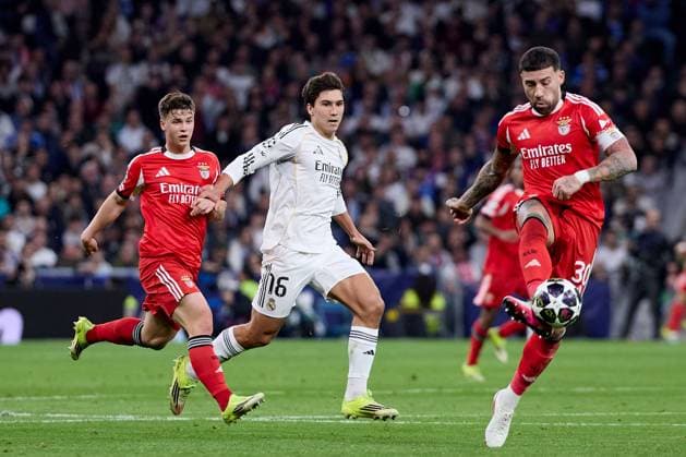 Gonzalo Garcia of Real Madrid CF and Nicolas Otamendi of Benfica Real Madrid v Benfica, UEFA Champions League, Play-off, Leg 2, Football, Estadio Bernabeu, Madrid, Spain - 25 Feb 2026Madrid Estadio Bernabeu Spain EDITORIAL USE ONLY No use with unauthorised audio, video, data, fixture lists, club league logos or live services. Online in-match use limited to 120 images, no video emulation. No use in betting, games or single club league player publications. Copyright: xRubenxAlbarran Shutterstockx 16703182bg