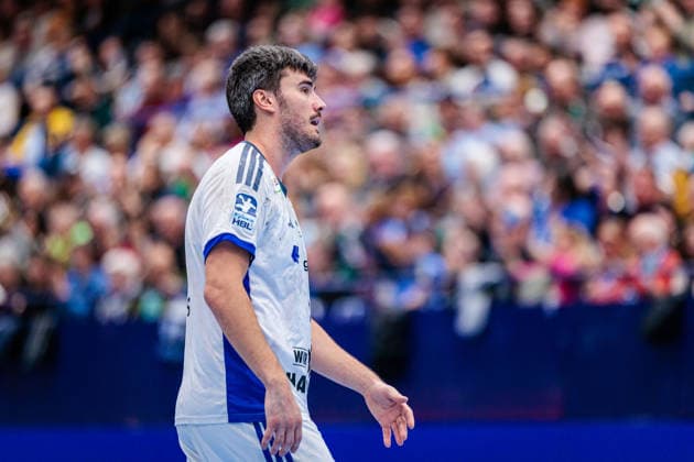 Jacob Lassen (Handball Verein Hamburg, 09) ist enttaeuscht unzufrieden GER, TBV Lemgo Lippe vs. Handball Sport Verein Hamburg, Handball, 1. Bundesliga, 23. Spieltag, Spielzeit 2025 2026, 26.02.2026 GER, TBV Lemgo Lippe vs. Handball Sport Verein Hamburg, Handball, 1. Bundesliga, 23. Spieltag, Spielzeit 2025 2026, 26.02.2026 Lemgo Copyright: xEibner-Pressefoto JanxRollingerx EP_JSK