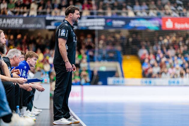 Florian Kehrmann (TBV Lemgo Lippe, Trainer) GER, TBV Lemgo Lippe vs. Handball Verein Hamburg, Handball, 1. Bundesliga, 23. Spieltag, Spielzeit 2025 2026, 26.02.2026 GER, TBV Lemgo Lippe vs. Handball Sport Verein Hamburg, Handball, 1. Bundesliga, 23. Spieltag, Spielzeit 2025 2026, 26.02.2026 Lemgo Copyright: xEibner-Pressefoto JanxRollingerx EP_JSK