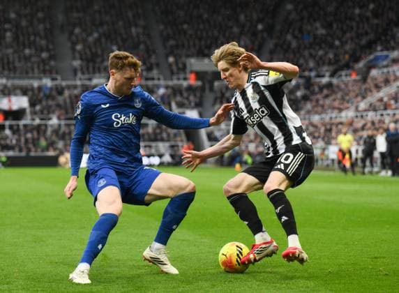 Jack O Brien of Everton and Anthony Gordon of Newcastle United Newcastle United v Everton, Premier League, Football, St James Park, Newcastle, UK - 28 Feb 2026Newcastle St James Park United Kingdom EDITORIAL USE ONLY No use with unauthorised audio, video, data, fixture lists, club league logos or live services. Online in-match use limited to 120 images, no video emulation. No use in betting, games or single club league player publications. Copyright: xRichardxLee Shutterstockx 16708426aj
