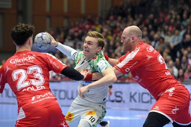 Gisli Thorgeir Kristjansson (SC Magdeburg 10) (am Ball), Mart? Soler (MT Melsungen 23), Arnar Freyr Arnarsson (MT Melsungen 21) (R) , GER, MT Melsungen - SC Magdeburg, Handball, 1. Bundesliga, 23. Spieltag, Saison 2025 2026, 28.02.2026, GER, MT Melsungen - SC Magdeburg, Handball, 1. Bundesliga, 23. Spieltag, Saison 2025 2026, 28.02.2026 Kassel Copyright: xEibner-Pressefotox xRolandxSippelx EP_RSL