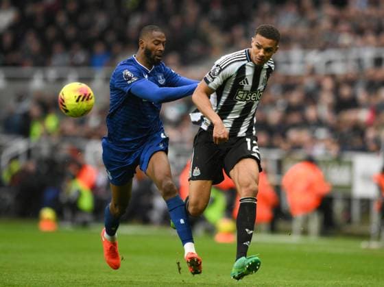 Malick Thiaw of Newcastle United (right) and Beto of Everton Newcastle United v Everton, Premier League, Football, St James Park, Newcastle, UK - 28 Feb 2026Newcastle St James Park United Kingdom EDITORIAL USE ONLY No use with unauthorised audio, video, data, fixture lists, club league logos or live services. Online in-match use limited to 120 images, no video emulation. No use in betting, games or single club league player publications. Copyright: xRichardxLee Shutterstockx 16708426cb