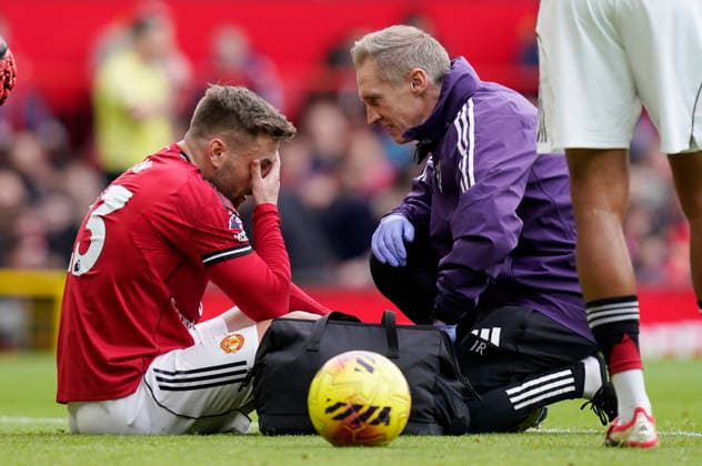 Manchester, England, 1st March 2026. Luke Shaw of Manchester United, ManU injured during the Manchester United vs Crystal Palace Premier League match at Old Trafford, Manchester. Picture credit should read: Andrew Yates Sportimage EDITORIAL USE ONLY. No use with unauthorised audio, video, data, fixture lists, club league logos or live services. Online in-match use limited to 120 images, no video emulation. No use in betting, games or single club league player publications. SPI_030_AY_Man_Utd_Palace SPI-4566-0030