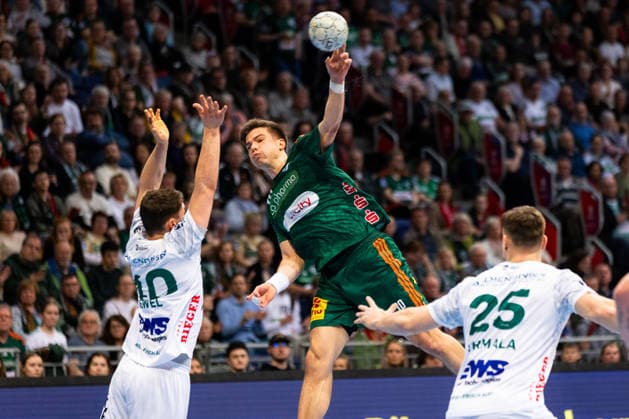 Renars USCINS (TSV Hannover-Burgdorf, 10) erzielt ein Tor, Aktion, Torwurf GER, TSV Hannover-Burgdorf vs. FRISCH AUF! Goeppingen, Handball, Bundesliga, 23. Spieltag, Spielzeit 2025 2026, 01.03.2026, GER, TSV Hannover-Burgdorf vs. FRISCH AUF! Goeppingen, Handball, Bundesliga, 23. Spieltag, Spielzeit 2025 2026, 01.03.2026, Hannover Copyright: xEibnerxPressefoto OliverxSchmidtx EP_OST