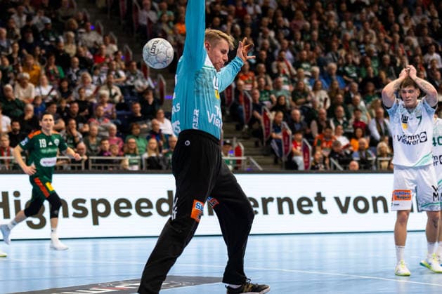 Kristian SAEVERAS (FRISCH AUF! Goeppingen, 12) mit einer Parade GER, TSV Hannover-Burgdorf vs. FRISCH AUF! Goeppingen, Handball, Bundesliga, 23. Spieltag, Spielzeit 2025 2026, 01.03.2026, GER, TSV Hannover-Burgdorf vs. FRISCH AUF! Goeppingen, Handball, Bundesliga, 23. Spieltag, Spielzeit 2025 2026, 01.03.2026, Hannover Copyright: xEibnerxPressefoto OliverxSchmidtx EP_OST