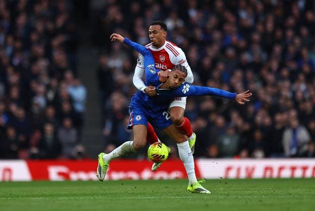 Joao Pedro of Chelsea competes for the ball with Gabriel Magalhaes of Arsenal Arsenal v Chelsea, Premier League, Football, Emirates Stadium, London, UK - 01 Mar 2026London Emirates Stadium United Kingdom EDITORIAL USE ONLY No use with unauthorised audio, video, data, fixture lists, club league logos or live services. Online in-match use limited to 120 images, no video emulation. No use in betting, games or single club league player publications. Copyright: xMichaelxZemanek Shutterstockx 16708844at