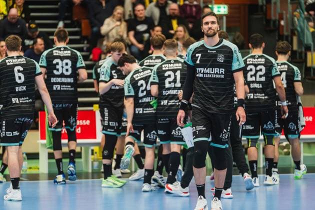 Dominick Weiß (HC Oppenweiler Backnang, 07) kommt vom Timeout aufs Spielfeld HSG Krefeld Niederrhein vs. HC Oppenweiler Backnang, Handball, 2.HBL, 22.Spieltag, Saison 2025 26, 01.03.2026, HSG Krefeld Niederrhein vs. HC Oppenweiler Backnang, Handball, 2.HBL, 22.Spieltag, Saison 2025 26, 01.03.2026 Krefeld Copyright: xEibner-Pressefoto LukasxBaldygax EP_LBA