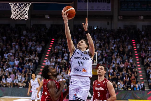 GER, FIBA Basketball World Cup 2027, European Qualifiers, Deutschland-Kroatien. 01.03.2026, Telekom Dome, Bonn, GER, FIBA Basketball World Cup 2027, European Qualifiers, Deutschland-Kroatien. David Krämer (Deutschland, No44) Â Foto: Alexander Trienitz Bonn Telekom Dome Nordrhein-Westfalen Deutschland