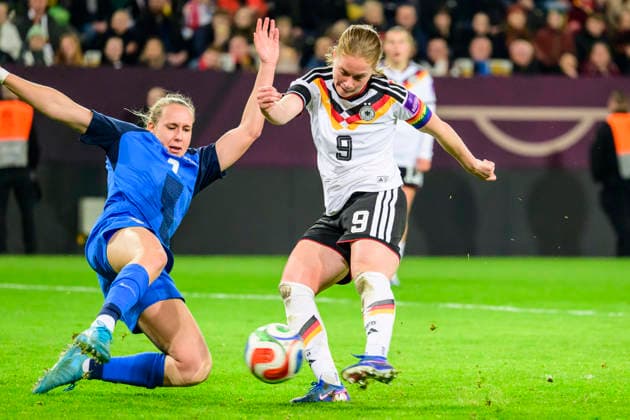 In the picture, from left: Lana Golob (Slovenia), Sjoeke Nuesken (Germany), GER, Dresden, World Cup Qualification, Women, Germany vs Slovenia, at Rudolf-Harbig Stadium Dresden, League A, Group A4, soccer, DFB, league phase, match day 1, DFB DFL REGULATIONS PROHIBIT ANY USE OF PHOTOGRAPHS AS IMAGE SEQUENCES AND OR QUASI-VIDEO, March 3, 2026 Copyright: HMBxMedia UwexKoch
