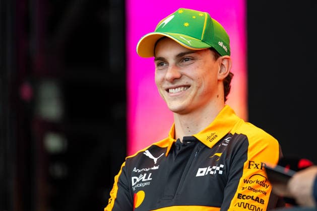 Oscar Piastri (McLaren Mastercard Formula 1 Team, Australien, 81) auf der Buehne beim Fan Forum, AUS, Formel 1 Weltmeisterschaft, Australian Grand Prix, Albert Park Circuit, Melbourne, Media Day, Saison 2026, 05.03.2026 AUS, Formel 1 Weltmeisterschaft, Australian Grand Prix, Albert Park Circuit, Melbourne, Media Day, Saison 2026, 05.03.2026 Melbourne Copyright: xEibner-Pressefoto Memmlerx EP_MMR