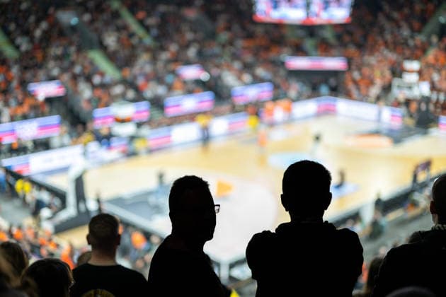 Zuschauer und Fans von Ludwigsburg, Barock Pirates (Fanclub MHP RIESEN), GER, ratiopharm Ulm vs. MHP Riesen Ludwigsburg, Basketball Bundesliga, easycredit BBL, 22. Spieltag, Spielzeit 2025 2026, 06.03.2026, GER, ratiopharm Ulm vs. MHP Riesen Ludwigsburg, Basketball Bundesliga, easycredit BBL, 22. Spieltag, Spielzeit 2025 2026, 06.03.2026 Neu-Ulm Copyright: xEibner-Pressefoto SaschaxWaltherx EP_EER