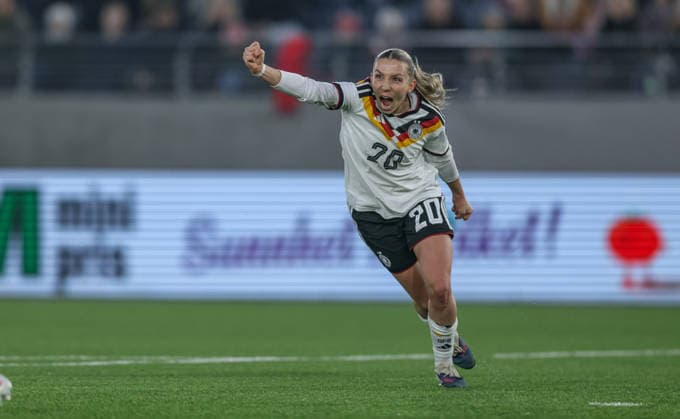 NOR, Stavanger, Norwegen vs Deutschland, Länderspiel, Fussball, FIFA, Spielzeit 2026 2027, WM-Qualifikation, Viking-Stadion, 2. Spieltag im Bild: Elisa Senß (Deutschland Frauen 20), 1:0, Tor, Jubel und Freude, Emotionen, mal DFB DFL REGULATIONS PROHIBIT ANY USE OF PHOTOGRAPHS AS IMAGE SEQUENCES AND OR QUASI-VIDEO, 07.03.2026 Copyright: HMBxMedia HendrikxHamelau