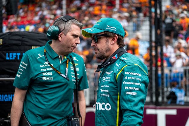 Fernando Alonso (Aston Martin Aramco F1 Team, Spanien, 14) in der Startaufstellung, AUS, Formel 1 Weltmeisterschaft, Australian Grand Prix, Albert Park Circuit, Melbourne, Rennen, Saison 2026, 08.03.2026 AUS, Formel 1 Weltmeisterschaft, Australian Grand Prix, Albert Park Circuit, Melbourne, Rennen, Saison 2026, 08.03.2026 Melbourne Copyright: xEibner-Pressefoto Memmlerx EP_MMR