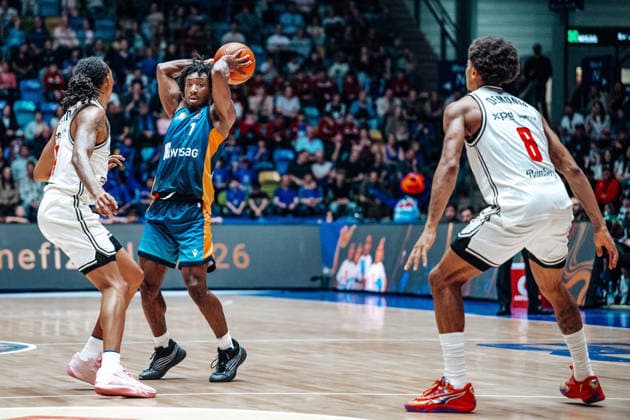 Isaiah Swope (Skyliners Frankfurt, 01), Demarcus Demonia (Bamberg Baskets, 08) GER, Skyliners Frankfurt vs. Bamberg Baskets, Basketball, easycredit BBL, Bundesliga, 23 Spieltag, Saison 2025 2026. 08.03.2026 Eibner-Pressefoto Attila Ziga GER, Skyliners Frankfurt vs. Bamberg Baskets, Basketball, easycredit BBL, Bundesliga, 23 Spieltag, Saison 2025 2026. 08.03.2026 Frankfurt am Main Copyright: xEibner-Pressefotox EP_AZA