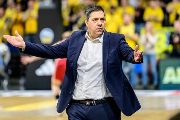GER, Berlin, basketball, Alba Berlin vs Fitness First Wuerzburg Baskets, at the Max-Schmeling-Halle , BBL, pictured from left: Sasa Filipovski (Headcoach, Wuerzburg), sad, depressed, angry, emotional, March 8, 2026 Copyright: HMBxMedia UwexKoch
