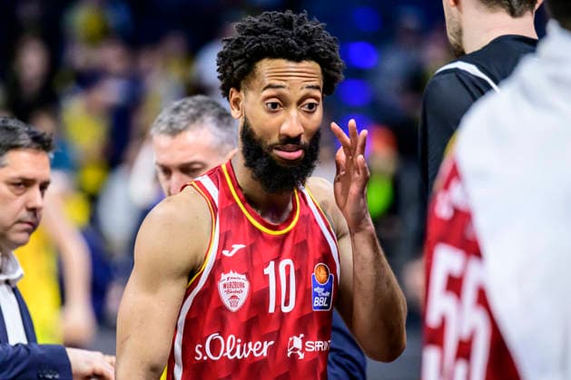GER, Berlin, basketball, Alba Berlin vs Fitness First Wuerzburg Baskets, at the Max-Schmeling-Halle , BBL, pictured from left: Davion Mintz (Wuerzburg 10), sad, depressed, angry, emotional, March 8, 2026 Copyright: HMBxMedia UwexKoch
