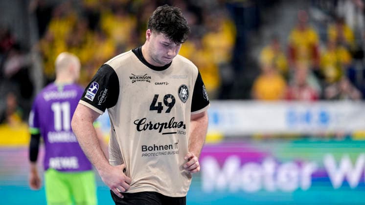 Aron Seesing (BHC, 49), Spieler vom Bergischer HC (BHC), enttäuscht schauend, Enttäuschung, Frustration, disappointed, pessimistisch, Aktion, Action, Spielszene, 08.03.2026, Mannheim (Deutschland), Handball, Bundesliga, Rhein-Neckar Löwen - Bergischer HC