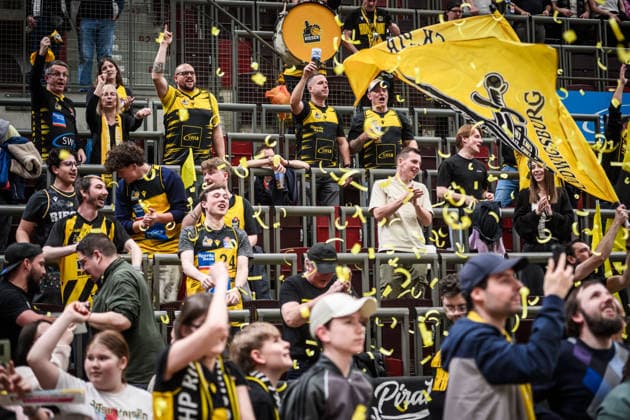 Jubel, Freude, Fans, Fanblock der MHP Riesen GER, MHP Riesen Ludwigsburg - Veolia Towers Hamburg, Basketball Bundesliga, easycredit BBL, 23. Spieltag, Spielzeit 2025 2026, 08.03.2026 GER, MHP Riesen Ludwigsburg - Veolia Towers Hamburg, Basketball Bundesliga, easycredit BBL, 23. Spieltag, Spielzeit 2025 2026, 08.03.2026 Ludwigsburg Copyright: xSandyxDinkelackerx EP_SDR