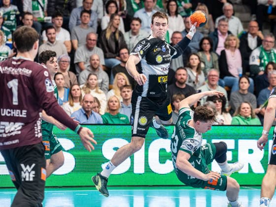 Max Benecke (ThSV Eisenach, 09) setzt sich gegen Ole Pregler (Frisch Auf Goeppingen, 23) durch, Frisch Auf Goeppingen vs. ThSV Eisenach, Handball, 1. Bundesliga, Herren, Spielzeit 2025 2026, 09.03.2026, Frisch Auf Goeppingen vs. ThSV Eisenach, Handball, 1. Bundesliga, Herren, Spielzeit 2025 2026, 09.03.2026 Goeppingen Copyright: xEibner-Pressefoto MichaelxSchmidx EP_MST
