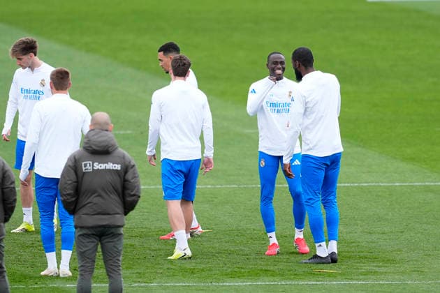 March 10, 2026, Valdebebas, Madrid, Spain: Ferland Mendy and Antonio Rudiger during the training day of Real Madrid ahead the UEFA Champions League 2025 26, Round of 16 first leg, football match against Manchester City at Ciudad Deportiva Real Madrid on March 10, 2026, in Valdebebas, Madrid, Spain. Real Madrid Training And press conference, PK, Pressekonferenz - UEFA Champions League 2025 26 Round Of 16 First Leg - ZUMAa181 20260310_zaa_a181_007 Copyright: xOscarxJ.xBarrosox
