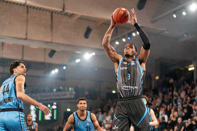 William McNair Jr (Science City Jena, 03) beim Korbleger, GER, Veolia Towers Hamburg vs Science City Jena, Basketball, Bundesliga, Spieltag 26, Saison 2025 2026, 10.03.2026 GER, Veolia Towers Hamburg vs Science City Jena, Basketball, Bundesliga, Spieltag 26, Saison 2025 2026, 10.03.2026 Hamburg Copyright: xEibner-Pressefoto MaxxVincenx EP_MVN