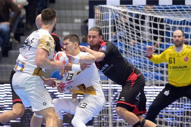 Uros Mitrovic (HC Vardar 13) (am Ball), Dmytro Horiha (HC Vardar 24) (L), Olle Forsell Schefvert (MT Melsungen 25) (R), Laszlo Bartucz (Torwart MT Melsungen 61) (hinten, R) , GER, MT Melsungen - HC Vardar 1961 PRO Skopje (MKD), Handball, EHF European League Maenner, Main Round, Saison 2025 2026, 10.03.2026, GER, MT Melsungen - HC Vardar Skopje, Handball, EHF Maenner, Main Round, Saison 2025 2026, 10.03.2026 Kassel Copyright: xEibner-Pressefotox xRolandxSippelx EP_RSL