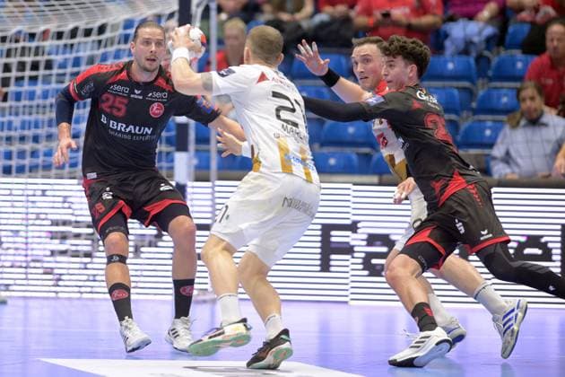 Marek Marciniak (HC Vardar 21) (am Ball), Olle Forsell Schefvert (MT Melsungen 25) (L), Marti Soler (MT Melsungen 23) (R), Wiktor Jankowski (HC Vardar 78) , GER, MT Melsungen - HC Vardar 1961 PRO Skopje (MKD), Handball, EHF European League Maenner, Main Round, Saison 2025 2026, 10.03.2026, GER, MT Melsungen - HC Vardar Skopje, Handball, EHF Maenner, Main Round, Saison 2025 2026, 10.03.2026 Kassel Copyright: xEibner-Pressefotox xRolandxSippelx EP_RSL